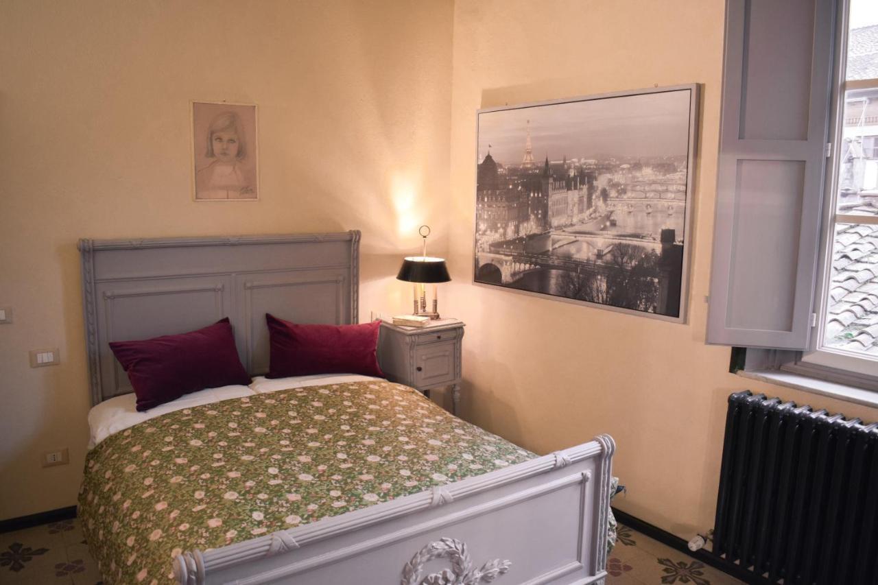 Il Carmine Charme & Terrace With Ac Apartment Lucca Luaran gambar