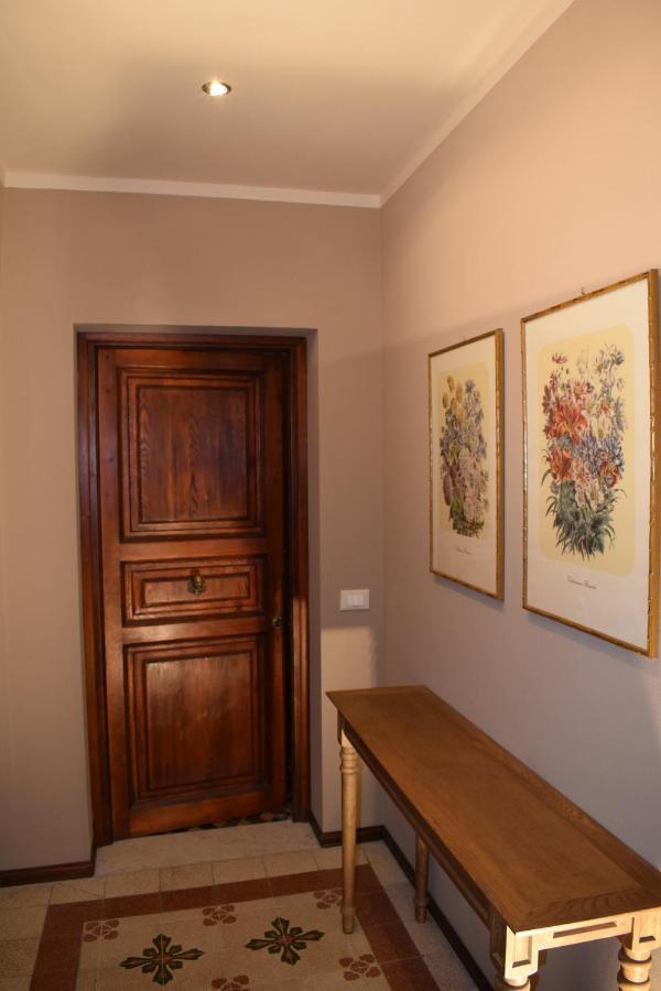 Il Carmine Charme & Terrace With Ac Apartment Lucca Luaran gambar