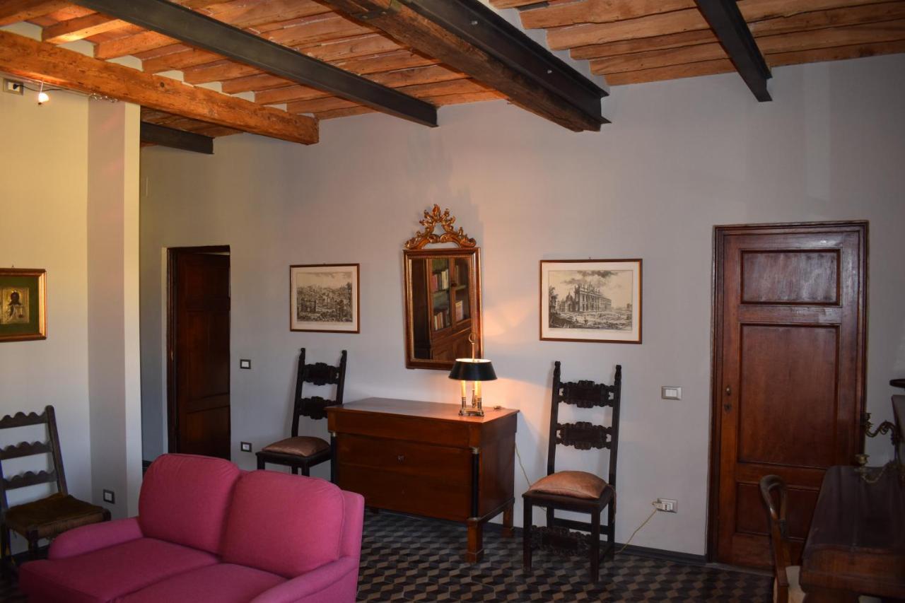 Il Carmine Charme & Terrace With Ac Apartment Lucca Luaran gambar