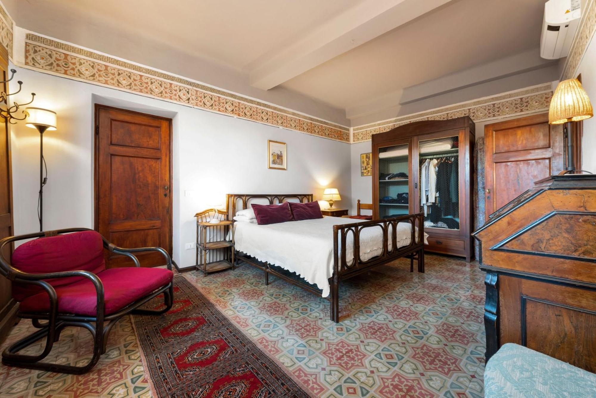 Il Carmine Charme & Terrace With Ac Apartment Lucca Luaran gambar